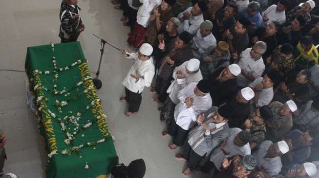 Tata Cara Sholat Jenazah, Lengkap Bacaan Niat, Doa dan Keutamaannya