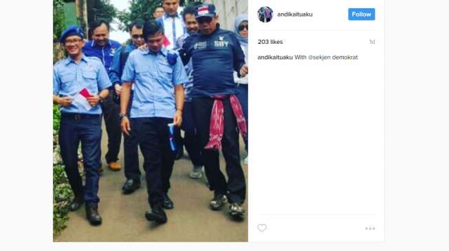 Andika Eks Kangen Band Pakai Baju Demokrat Gagah Nggak