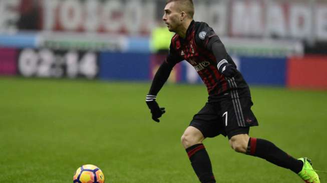 Barca Siapkan Rp159 M Bawa Pulang Pemain Pinjaman Milan Ini