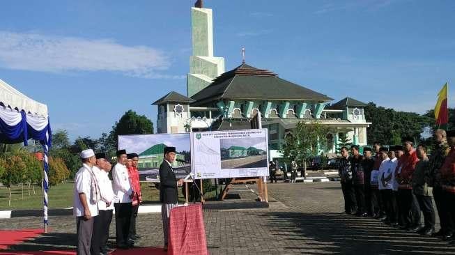 Presiden Jokowi Resmikan Pembangunan Asrama Haji Mandailing Natal