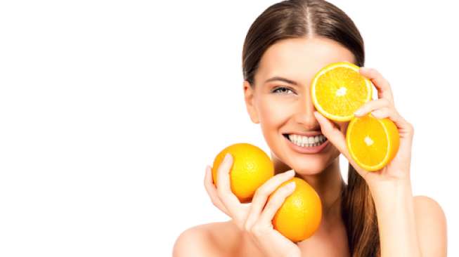 Ilustrasi manfaat jeruk untuk perempuan. (Shutterstock)