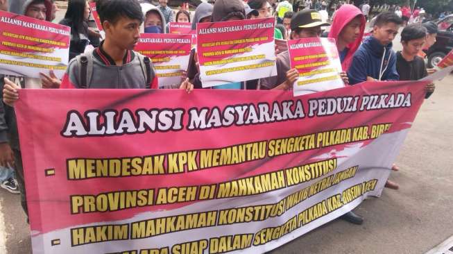 KPK Diminta Awasi Sengketa Pilkada di MK