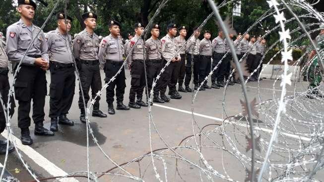 Detik-detik Pilkada, Polda Metro Patroli Besar-besaran Malam Ini