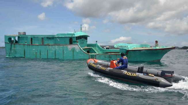 Malaysia Makin Giat Curi Ikan dari Laut Indonesia di Tengah Corona