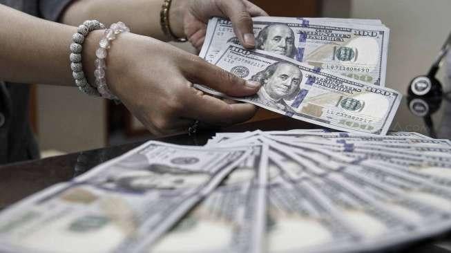 Pembawa Dolar Lebih dari Rp1 Miliar Harus Punya Izin