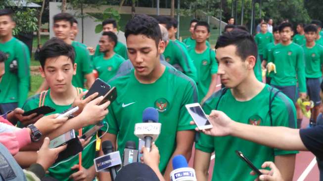 Lama Tinggal di Inggris, Pemain Ini Cuma Tahu Persib Bandung