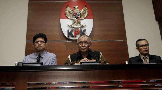 KPK Tetapkan Irjen Kemendes dan Auditor BPK Tersangka Kasus Suap