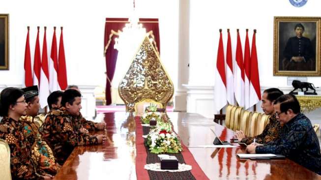 Temui Jokowi, Bawaslu Laporkan Pengawasan Pemilu Selama 2012-2017