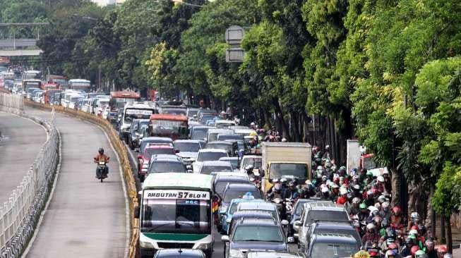 Kemacetan Akibat Proyek Underpass Mampang