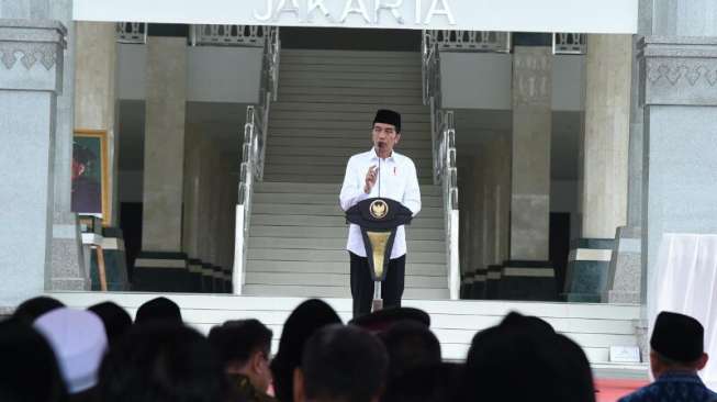 Presiden Jokowi meresmikan Masjid KH Hasyim Asyari di Jakarta, Sabtu (15/4/2017). [Foto Rusman - Biro Pers Setpres]