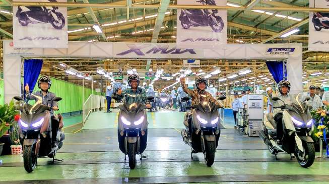 Yamaha Xmax diperkenalkan di Pulogadung, Jakarta Timur, Selasa (18/4) [Suara.com/Insan Akbar Krisnamusi].