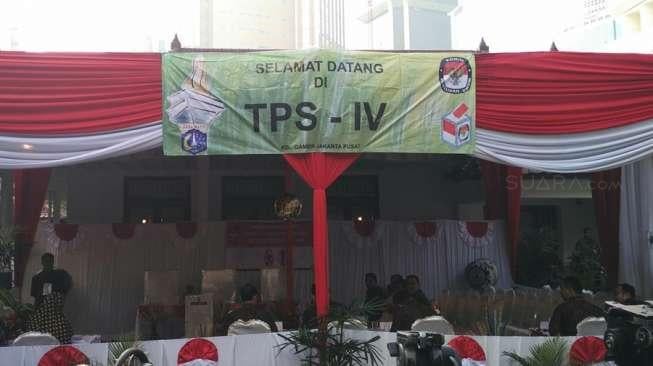 Siapa Cagub Jakarta Pilihan Jokowi, TPS 4 Jadi Saksi