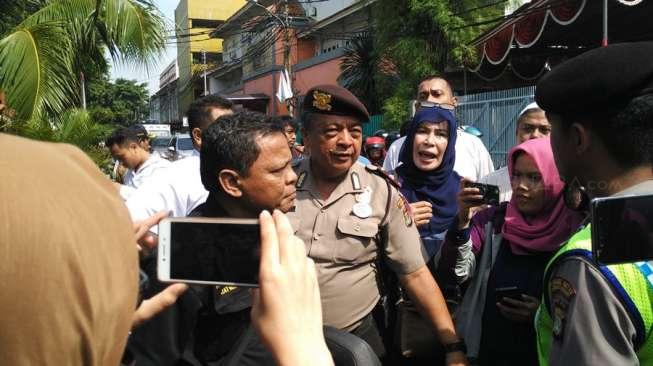 Ricuh di TPS Dekat Markas FPI, Pemilih Bawa KTP Kadaluwarsa