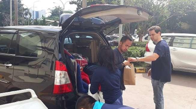 Adik Ipar Kemasi Barang Jupe dari RSCM, Kenapa?