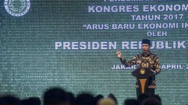 Presiden Joko Widodo menghadiri pembukaan Kongres Ekonomi Umat 2017 di Jakarta, Sabtu (22/4).