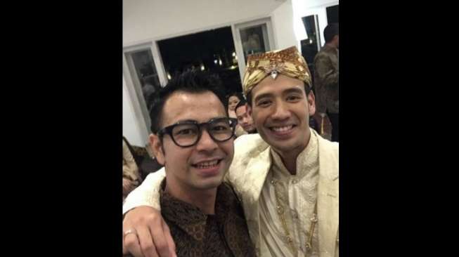 Tarra Budiman dan Gya Sadiqah menikah di Bumi Sangkuriang, Bandung, Jawa Barat, Sabtu (22/4/2017). [Instagram]