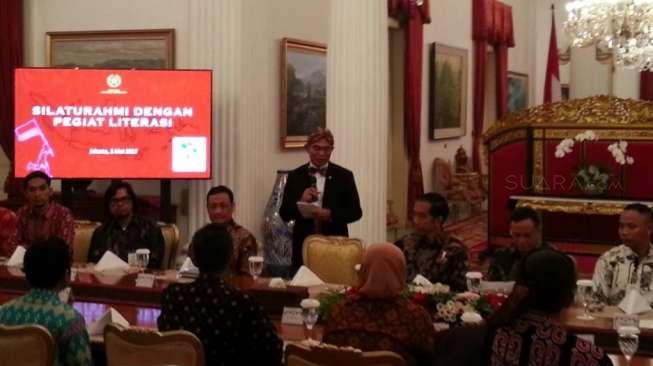 Jokowi Kumpulkan Para Pegiat Literasi Inspiratif di Istana