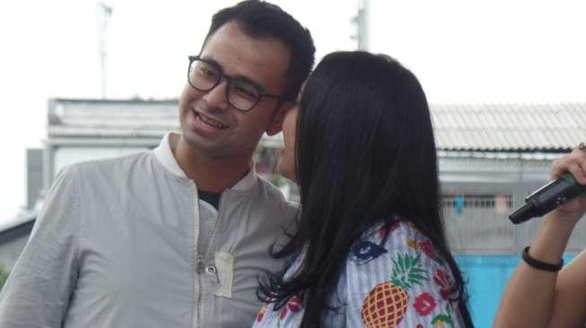 Raffi Ahmad Cuma Tertawa Ditanyai Nikah Siri dengan Ayu Ting Ting