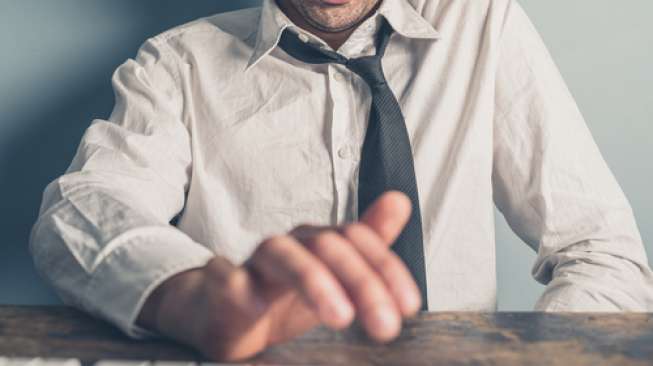 Ilustrasi lelaki sedang masturbasi di kantor. (Shutterstock)
