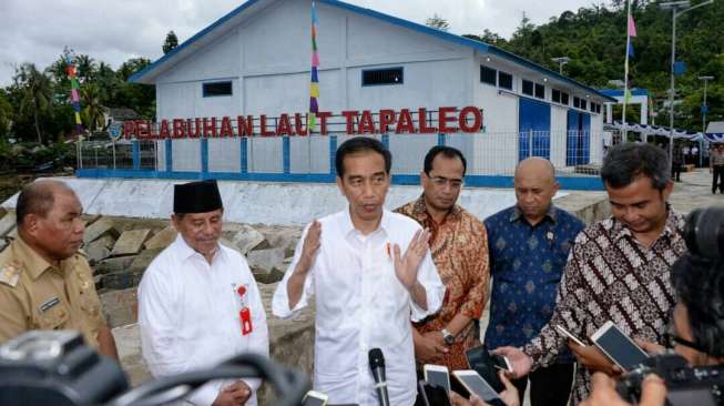 Presiden Jokowi Resmikan Tiga Pelabuhan Baru di Maluku Utara