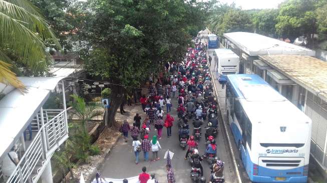 Minta Ahok Dibebaskan, Pendukung Jalan Kaki ke Cipinang