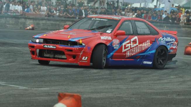 Drifter Ini Rajai Ajang Pertamax Motorsport IIMS Super Drift 2017