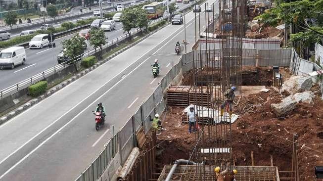 Pembangunan Light Rail Transit (LRT) karena menggunakan teknologi U-Shape Girder.  