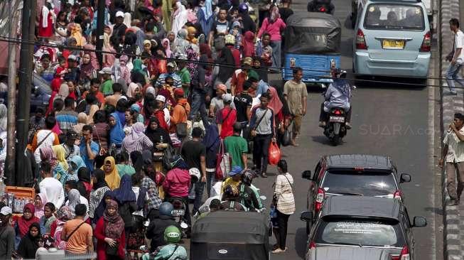 Lulung: Bodoh Banget PKL Mau Sewa Trotoar Tanah Abang