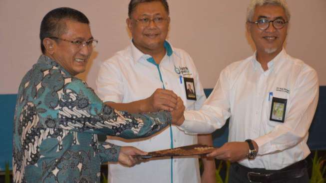 PLN Gandeng Empat Pengembang Energi Terbarukan di Kalimantan