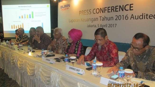 PLN Teken 37 MOU dan 2 PPA Terkait Energi Baru Terbarukan