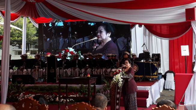 Orang Ini Berani Protes Megawati Suka Tumbuhan