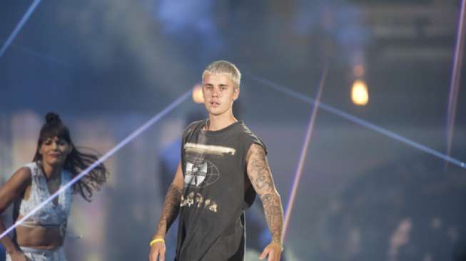 Justin Bieber tampil di Consol Energy Center, Pittsburgh, Pennsylvania, Amerika Serikat, pada Rabu 13 Juli 2016 dalam tur dunia 'Purpose'. [shutterstock]