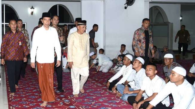 Jokowi Minta Revisi UU Anti Terorisme di DPR Dikejar Terus