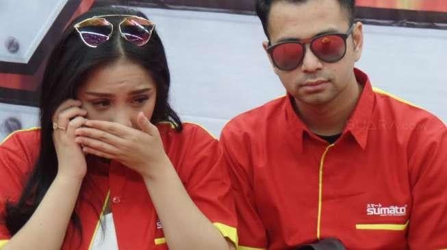 Raffi Tanggapi Kabar Gigi Gantikan Ayu di Pesbukers