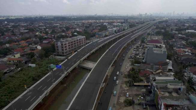 Pemerintah menargetkan selesai pada Maret 2018.