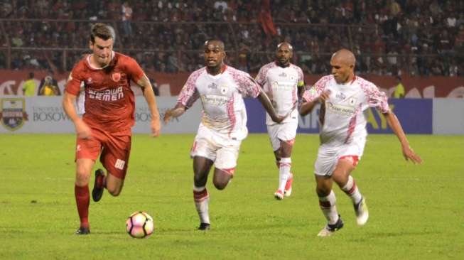 Dipermalukan PSM, Persipura Bakal Ganti Pelatih?