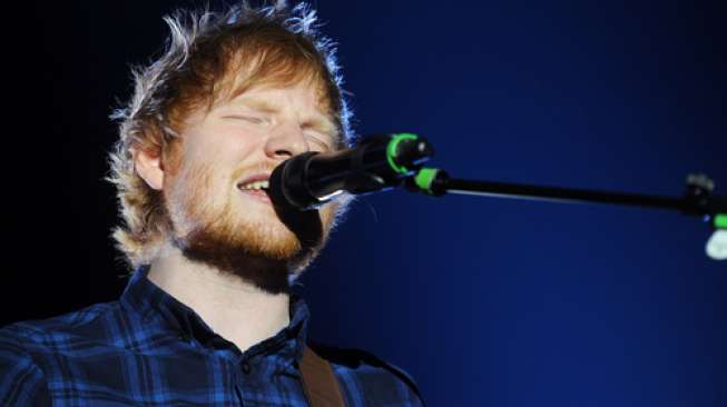 Kesal Lagunya Dibatasi KPID Jabar, Bruno Mars Bawa-Bawa Ed Sheeran