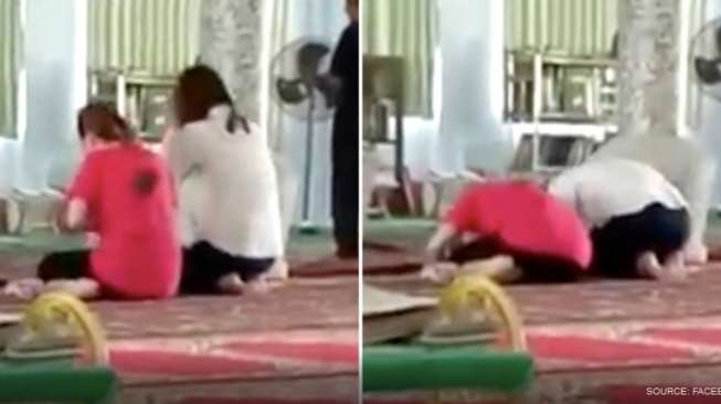 Heboh! Dua Perempuan Budha Sembahyang di Masjid