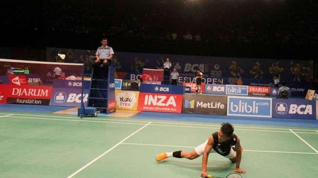 Ihsan Maulana menyerah tiga game 21-15, 18-21, 13-21 dari Wei Nan.