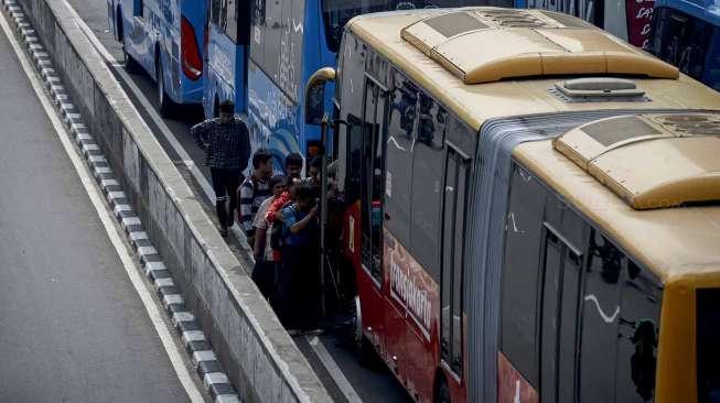 Perjuangkan Nasib, Buruh Transjakarta Akan Bentuk Serikat Pekerja