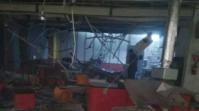 Duaarr! Restoran Cepat Saji di Pondok Gede Meledak