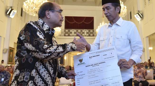 Jokowi Luncurkan Pembayaran Zakat Lewat Laku Pandai