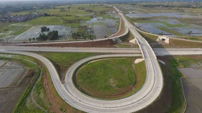 Dana Tanah Tersedia, 32 Ruas Jalan Tol akan Selesai Tepat Waktu