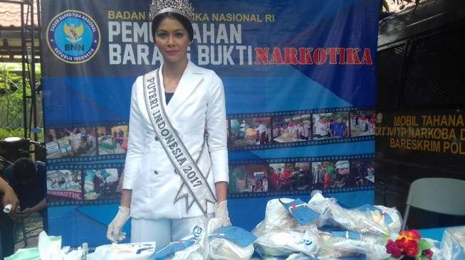 Puteri Indonesia Kesal dengan Narkoba, Ikut Musnahkan Sabu di BNN