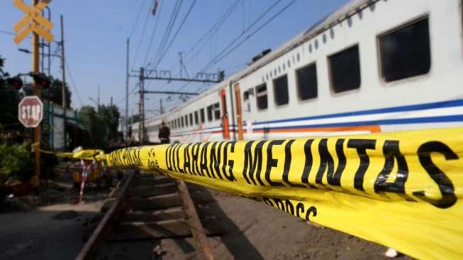 KAI Tutup Perlintasan Liar Di Jalur Jatinegara-Bekasi