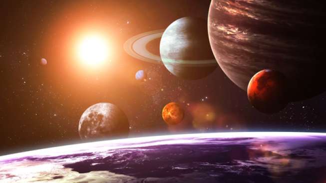 Ilustrasi bintang dan planet-planet di luar angkasa (Shutterstock).