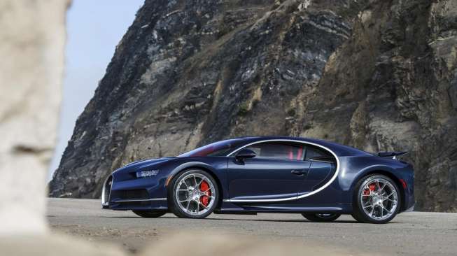 Bugatti Chiron Bisa 'Lari' Lebih dari 482 Km/Jam, Asalkan...