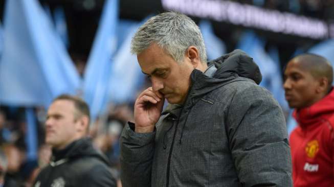 Sang Ayah Meninggal, Mourinho Posting Foto Menyentuh Ini