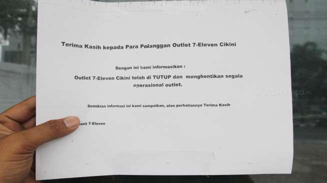 Suasana 7-Eleven Cikini, Jakarta, Senin (26/6). [Suara.com/Oke Atmaja]