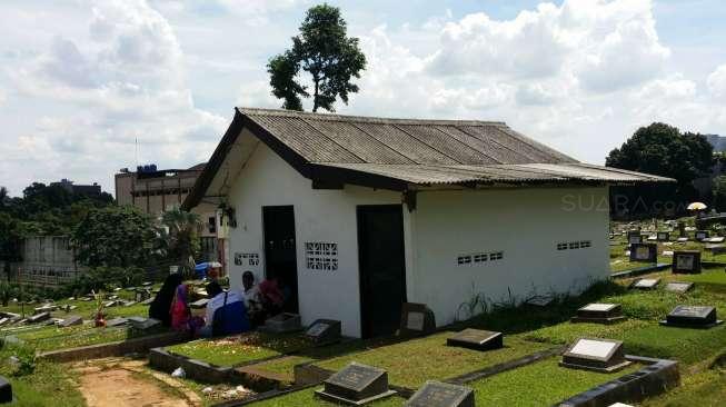 kisah mistis penjaga makam Kisah Makam Habib Salim dan Pohon Benda Mistis di Jeruk Purut